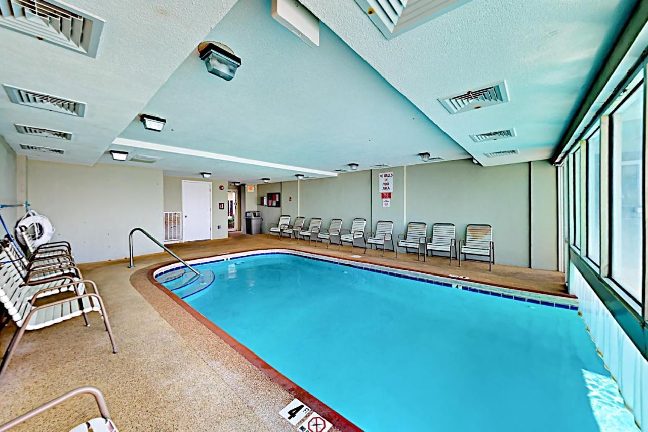Beach-View Tradewinds Retreat, Beachside Pool Condo Orange Beach Exterior photo